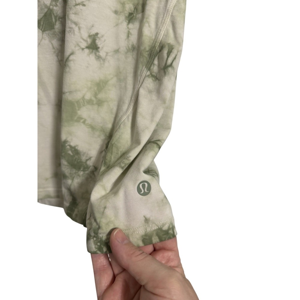 Lululemon Green Tie Dye Cut Out Shoulder Short Sleeve Tee Shirt Womens Size 8 - Picture 4 of 9